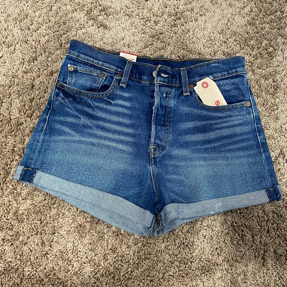 Levi Wedgie Fit